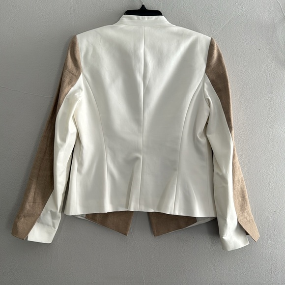 CALVIN Klein ecru tan blazer linen blend jacket gold hardware neutral  size 10 - Picture 6 of 9